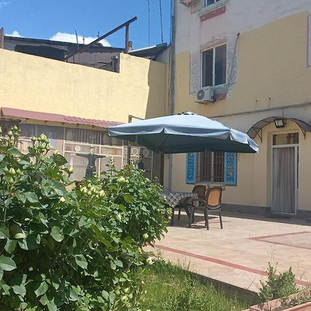 Bonjour Guest House Yerevan Bagian luar foto