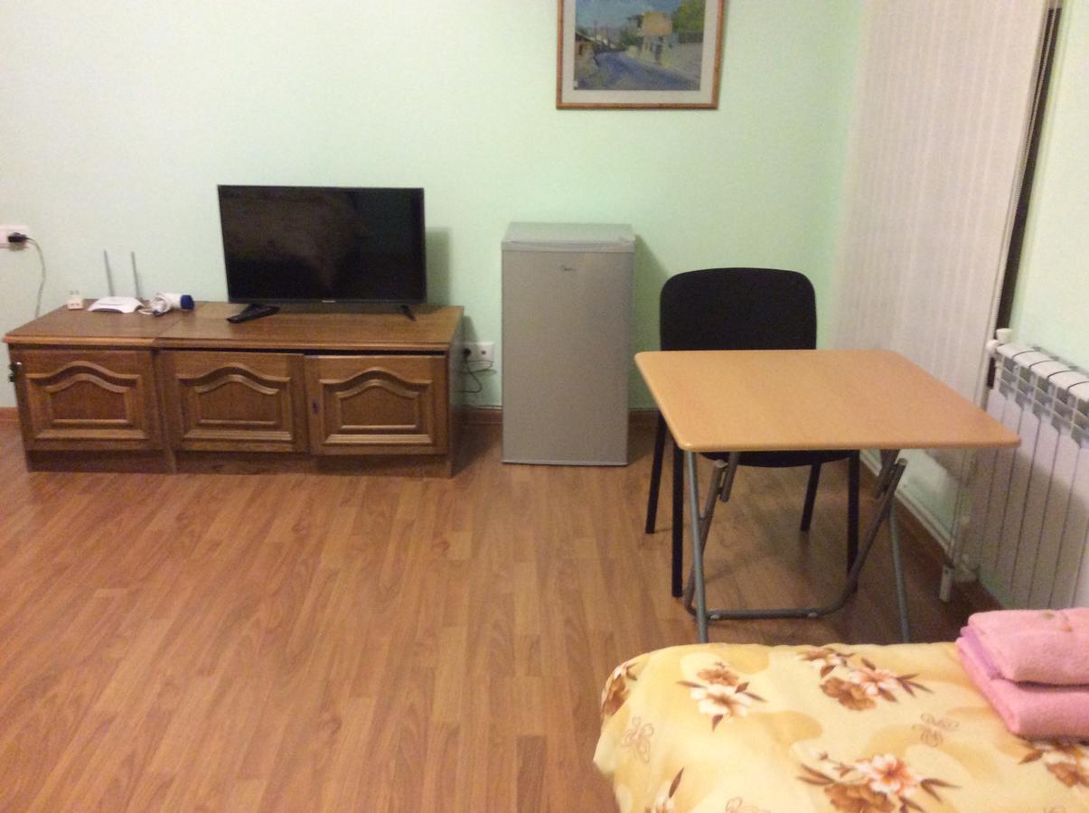 Bonjour Guest House Yerevan Bagian luar foto
